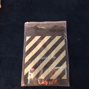 Off White T Shirt